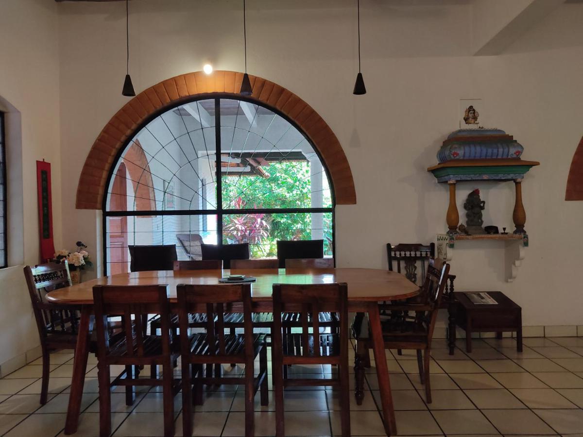 Gaia'S Garden Guest House Ауровиль Экстерьер фото