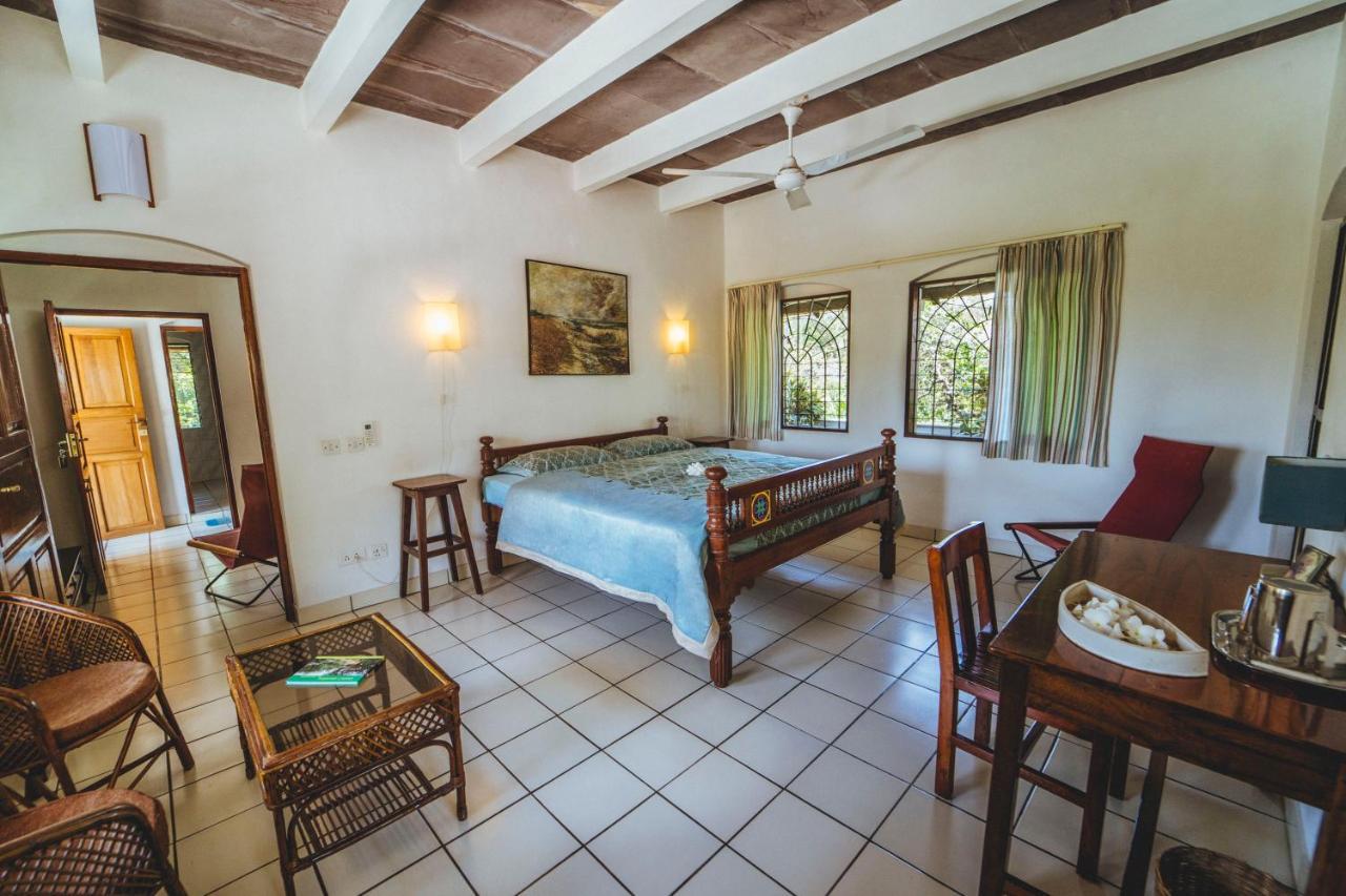 Gaia'S Garden Guest House Ауровиль Экстерьер фото