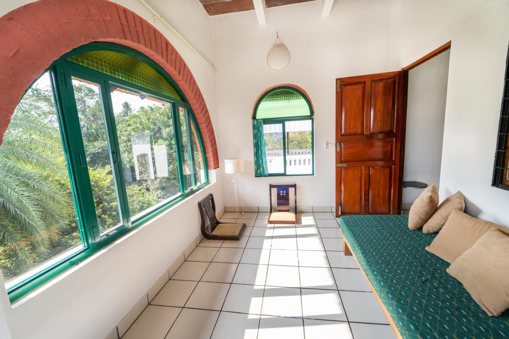 Gaia'S Garden Guest House Ауровиль Номер фото