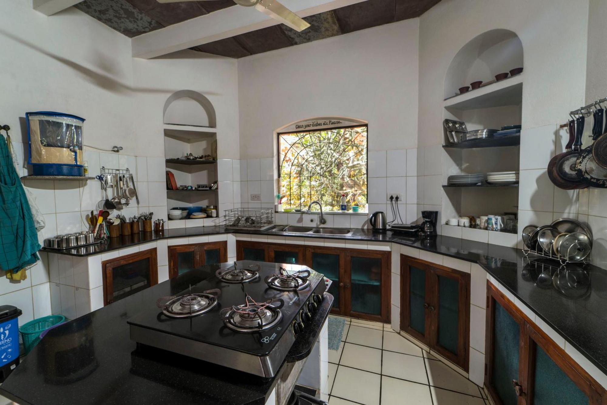 Gaia'S Garden Guest House Ауровиль Экстерьер фото