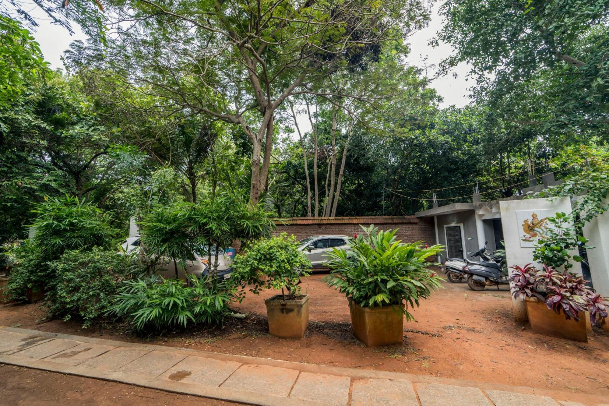 Gaia'S Garden Guest House Ауровиль Экстерьер фото